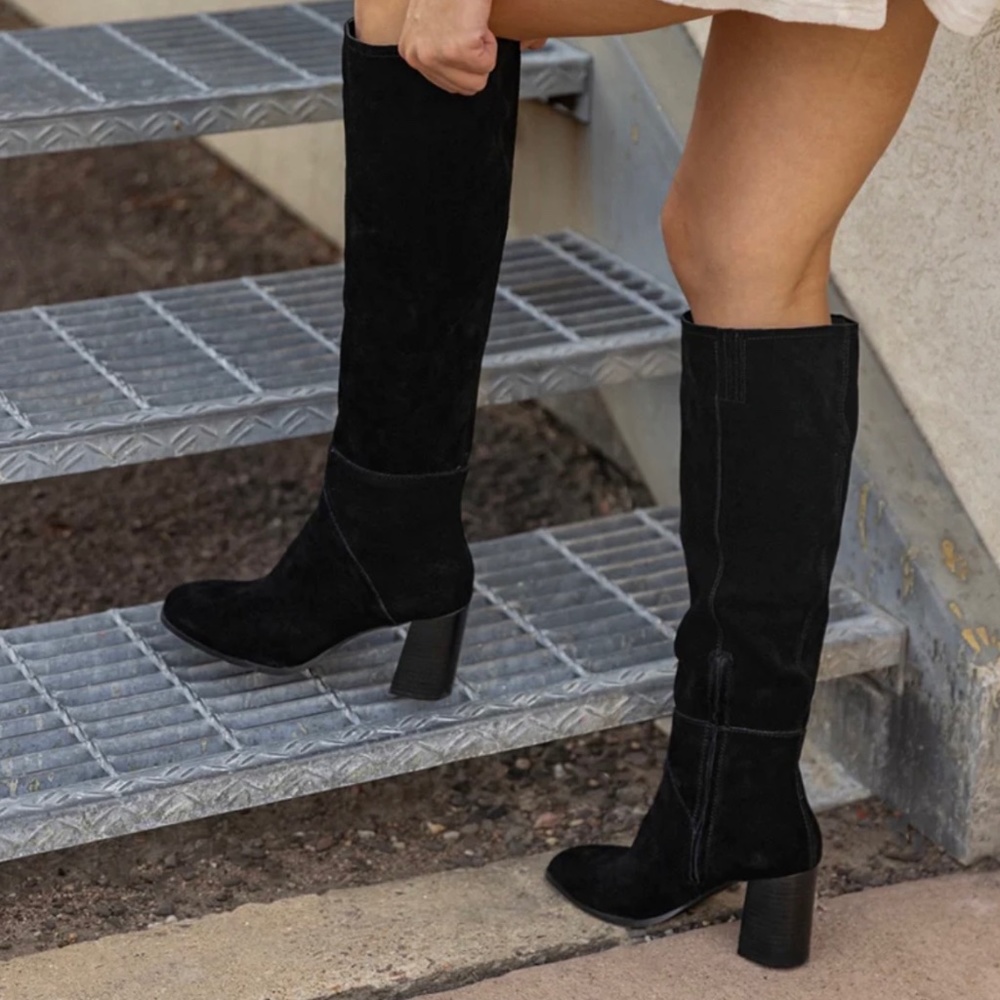 Dolce Vita black Flynn suede boots